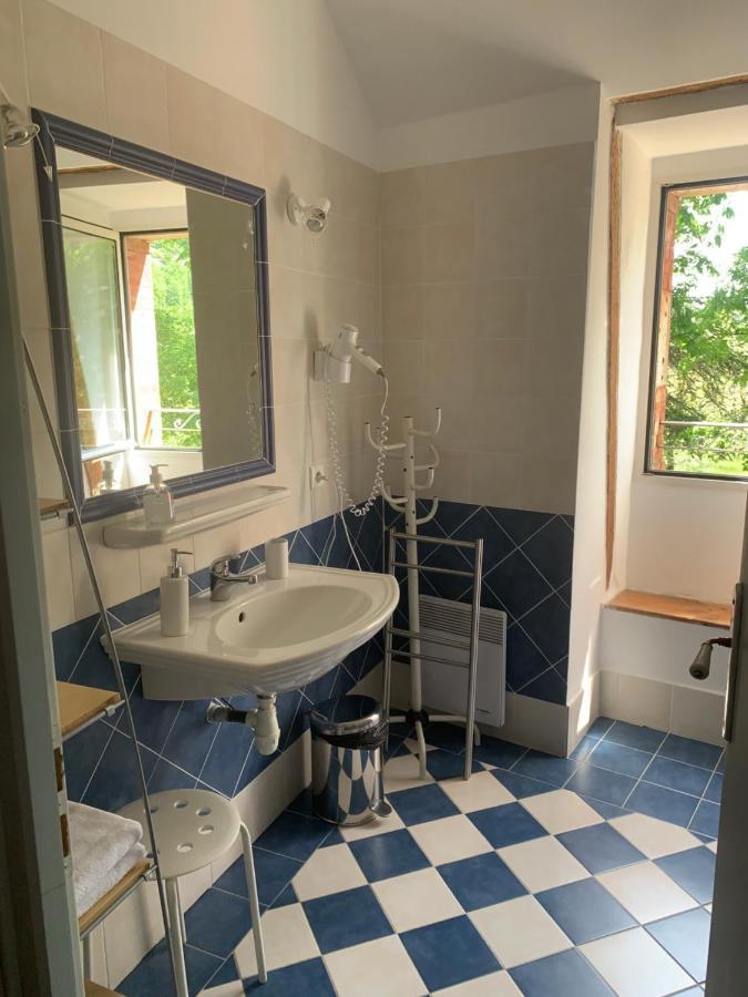 Chambres D'Hotes Maison Redon Tour-de-Faure ภายนอก รูปภาพ